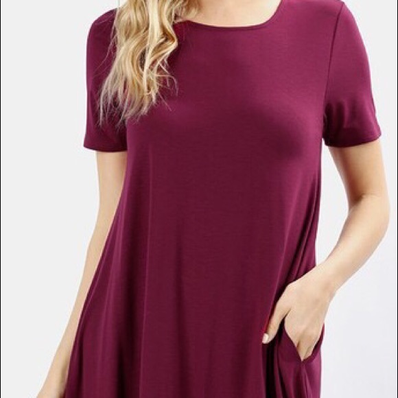 Dresses & Skirts - 5⭐️ SOLDOUT Wine short sleeve dress w pockets